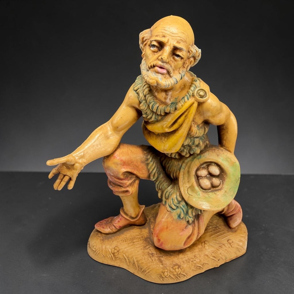 Fontanini Simonetti Depose Italy 3.5 Inch Nativity Figure Kneeling Man with Eggs